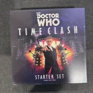DOCTOR WHO TIME CLASH BOARD GAME Starter Set BBC Tardis Cubicle SEALED Tidball